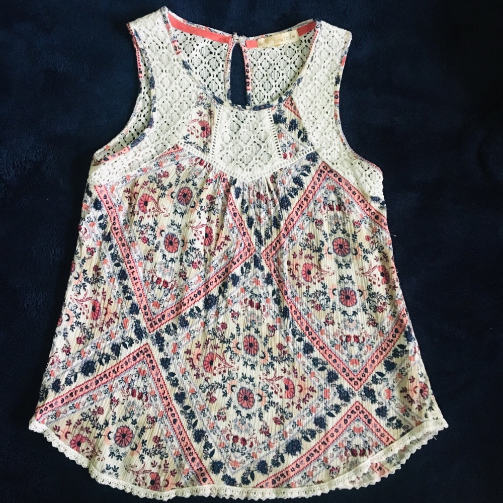 Rewind Lace Floral Sleeveless Top, M